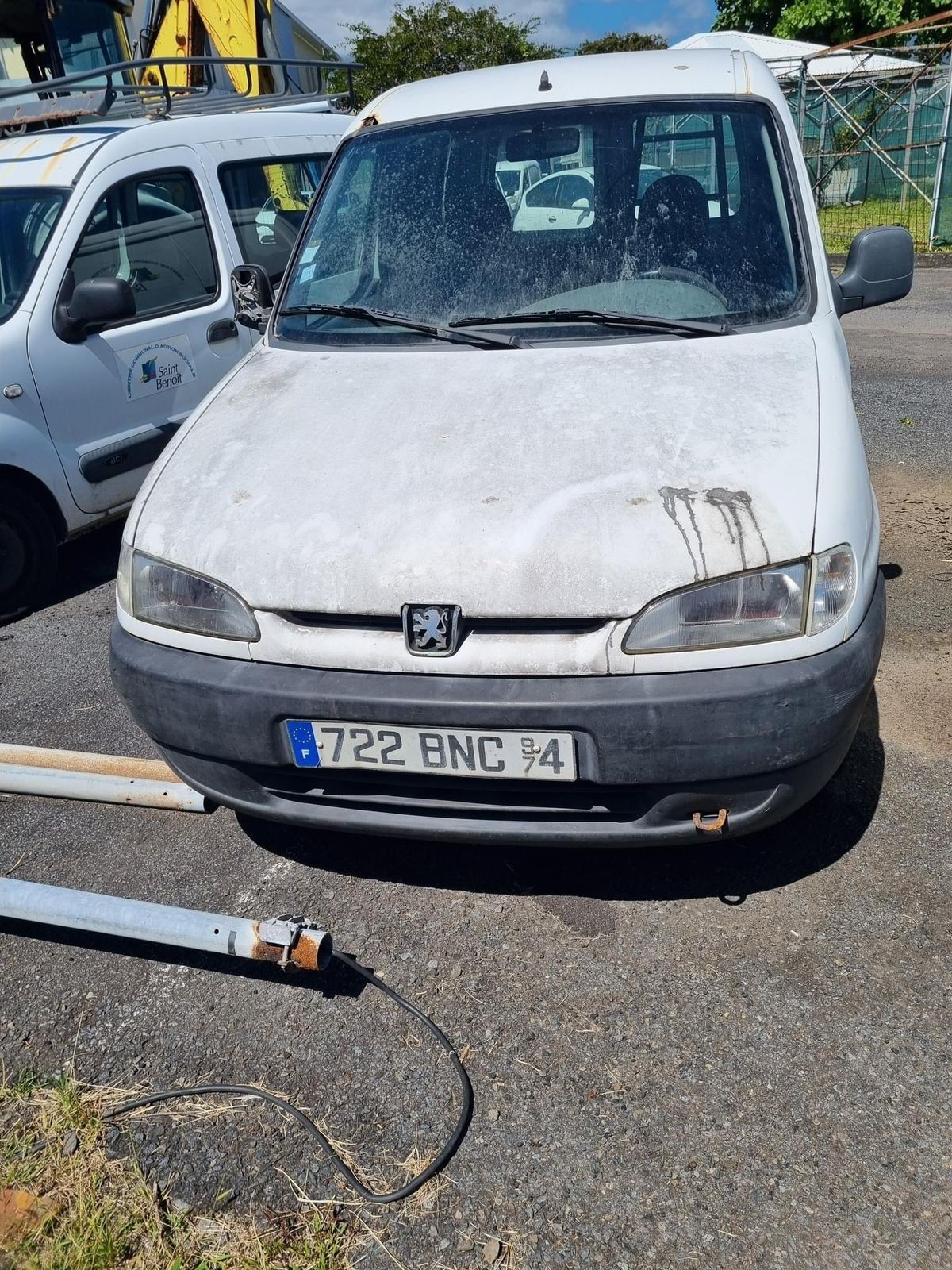 Actualités Avis "Vente aux enchères publiques de véhicules" Ville de SaintBenoît